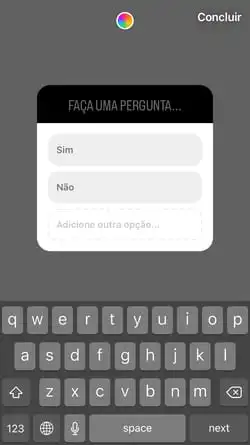 Instrução sobre como fazer enquetes sobre Marketing Digital no Instagram