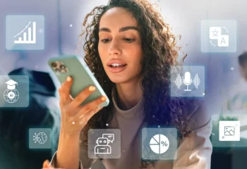Mulher usando smartphone com &iacute;cones de tecnologia ao redor, representando as tend&ecirc;ncias de marketing digital.