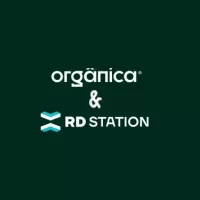 Imagem do logo com as palavras 'orgânica & RD Station' em destaque, representando integração e estratégias de marketing digital orgânico com a plataforma RD Station.
